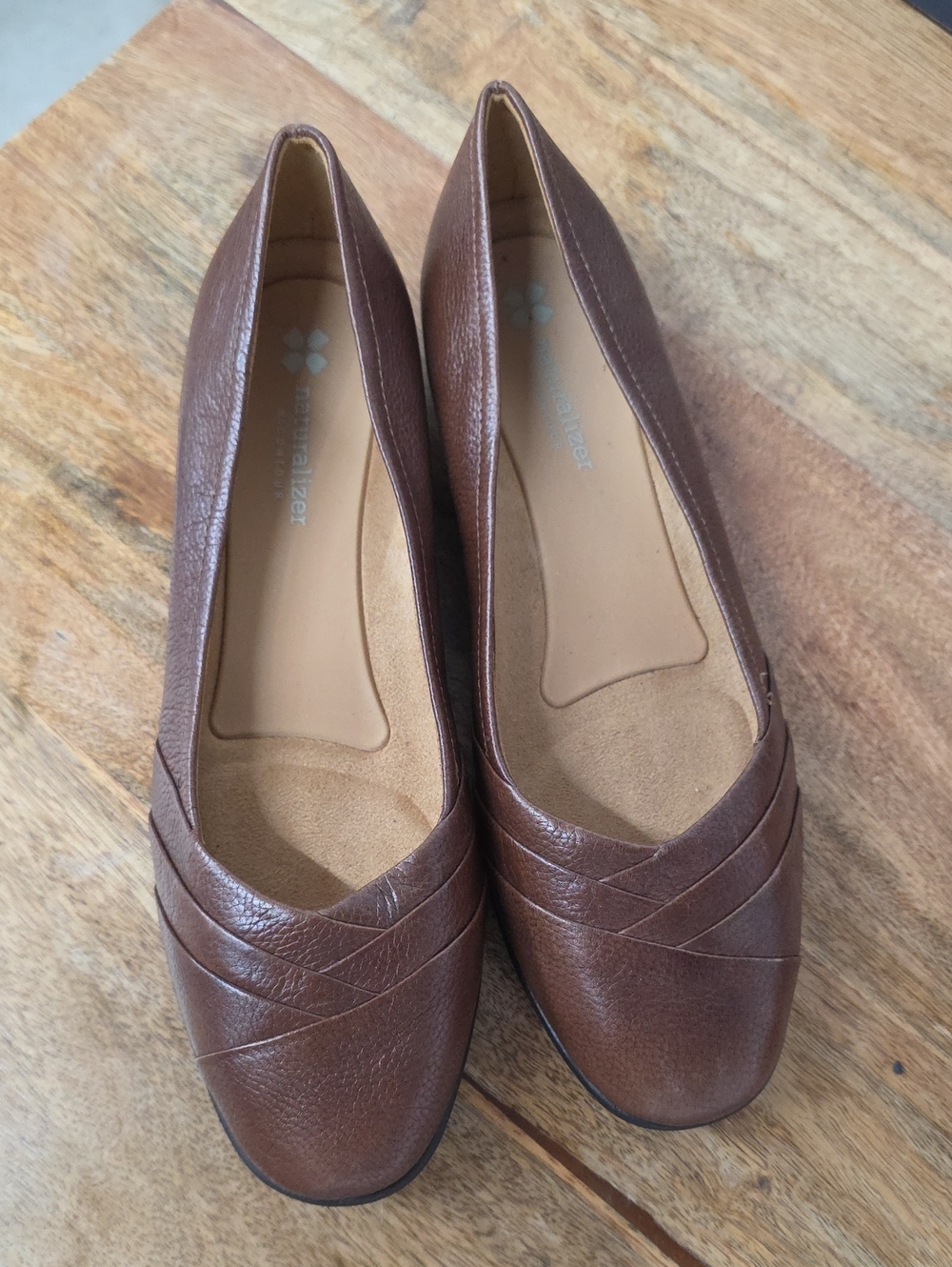 Naturalizer Jaye Pleated Flats